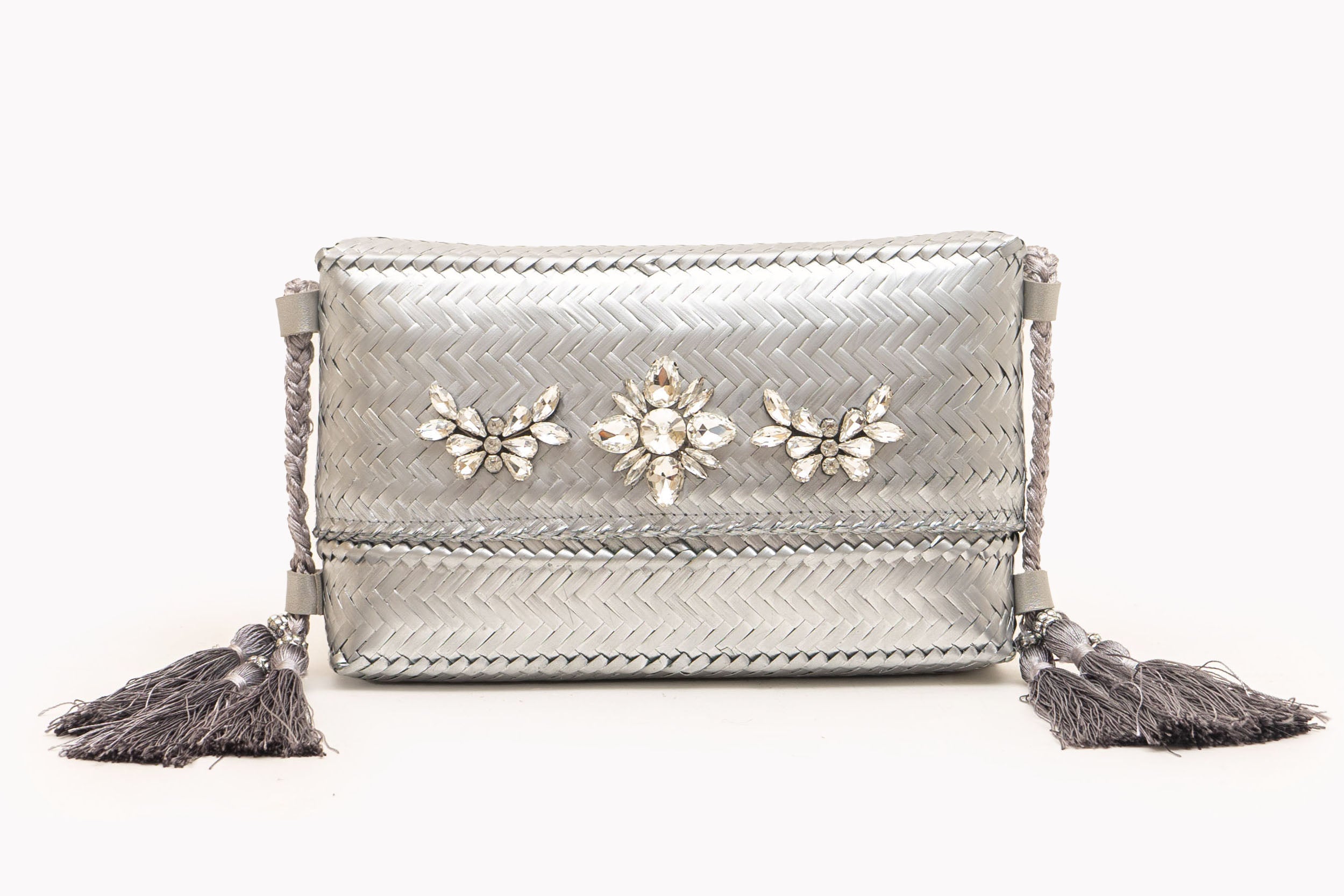 Tampipi Silver Clutch